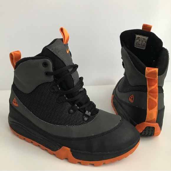Vintage 2000 Nike ACG Govy Black Grey Orange Hiking Snow Boots - Picture 2 of 10